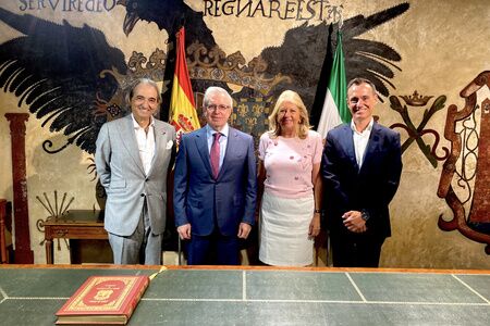 Presentación del nuevo Cónsul Honorario de Kazajistán en Andalucía, D. Oscar Gómez Monasterio, socio de Balms Abogados.