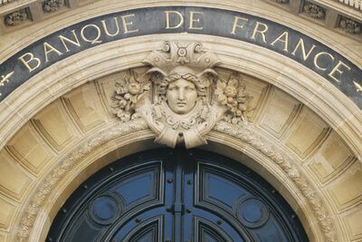 Banker-Borrower relationships in France